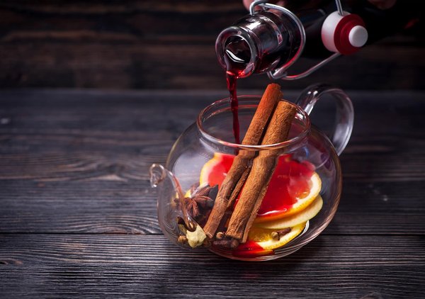 What's the best way to prepare a classic French bouillabaisse with rouille sauce?