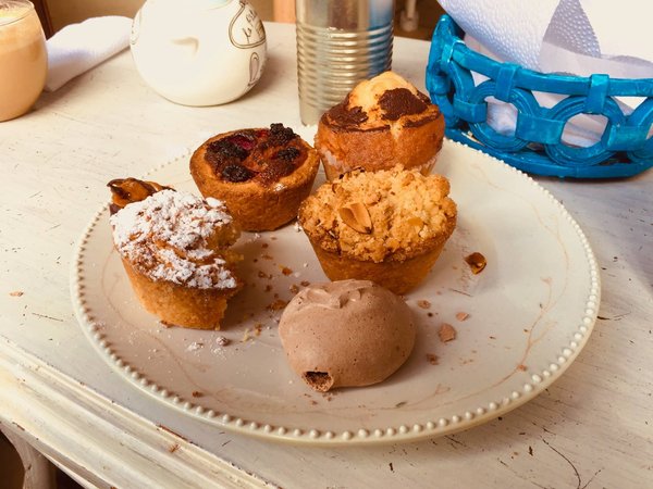 Can you bake a luscious cherry and almond frangipane tart with a shortbread crust?